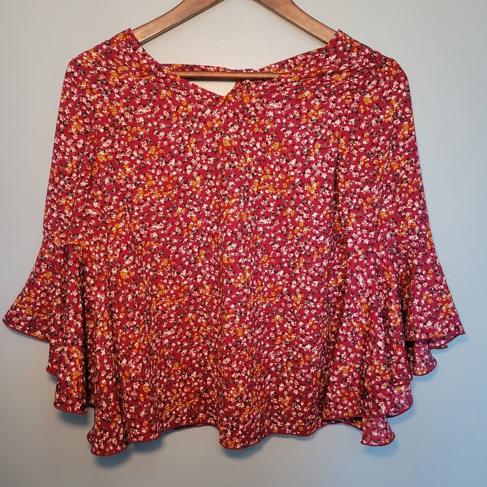 By&By Girls Red Floral Bell Sleeve‎ Back Neck Tie Blouse Size XL (16)